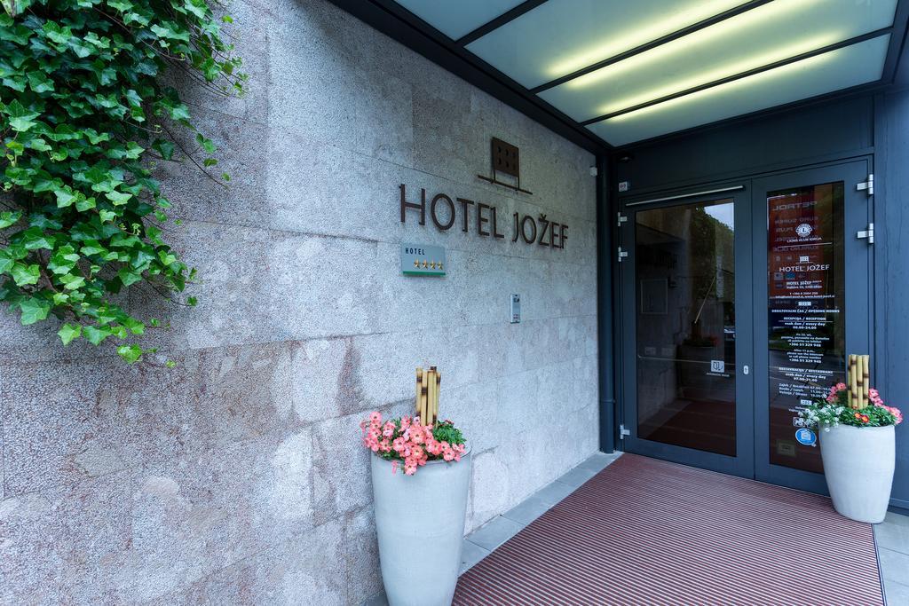 Hotel Jozef Idrija Esterno foto